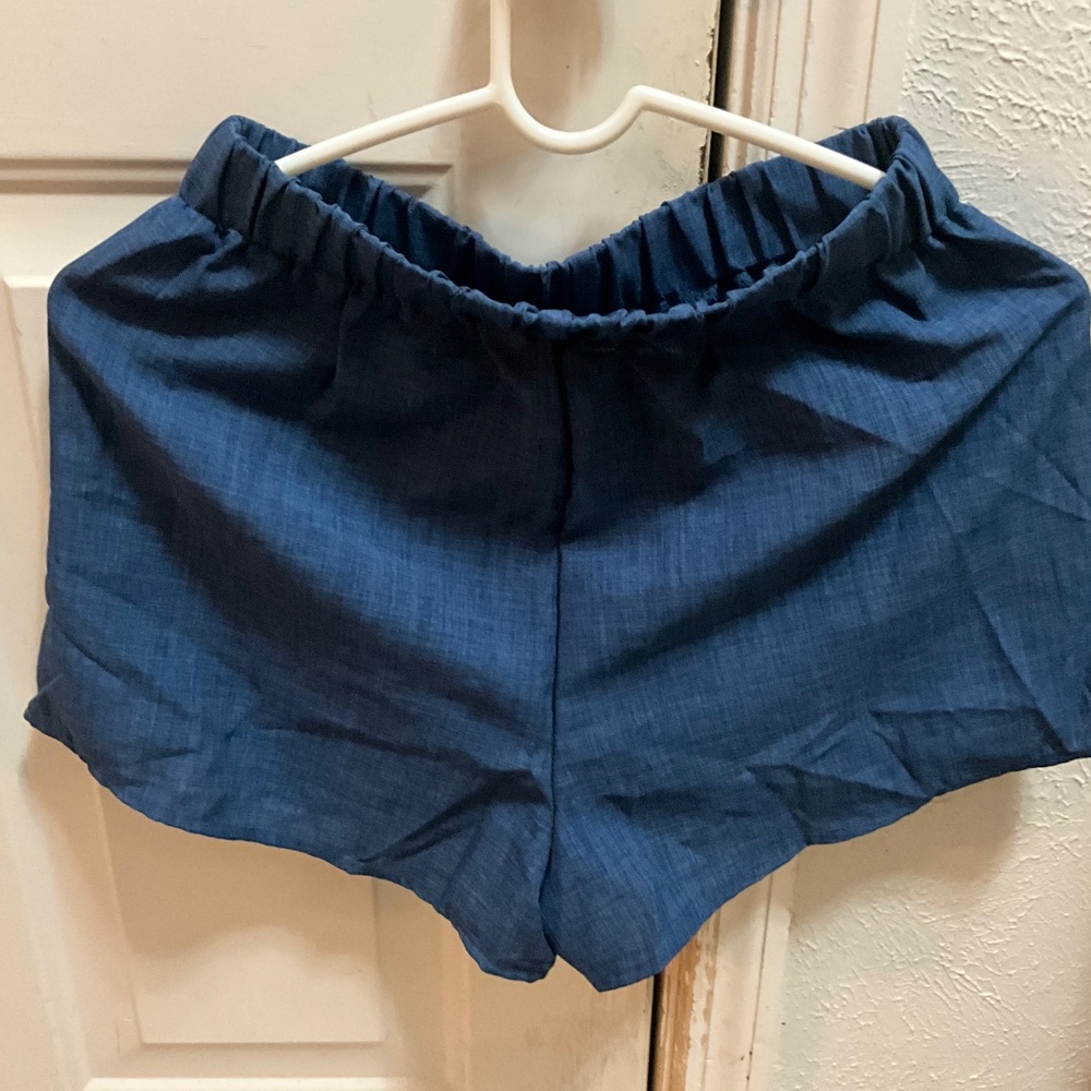 SHEIN Short Set - Picture 3 of 4